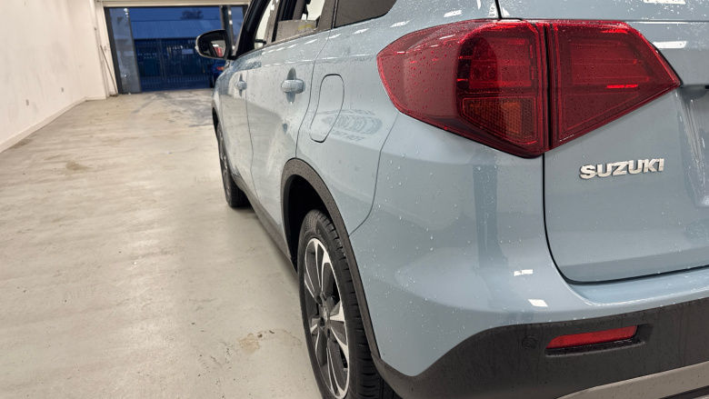 Suzuki Vitara 1.4 Boosterjet 48V Hybrid SZ5 5dr Petrol Estate